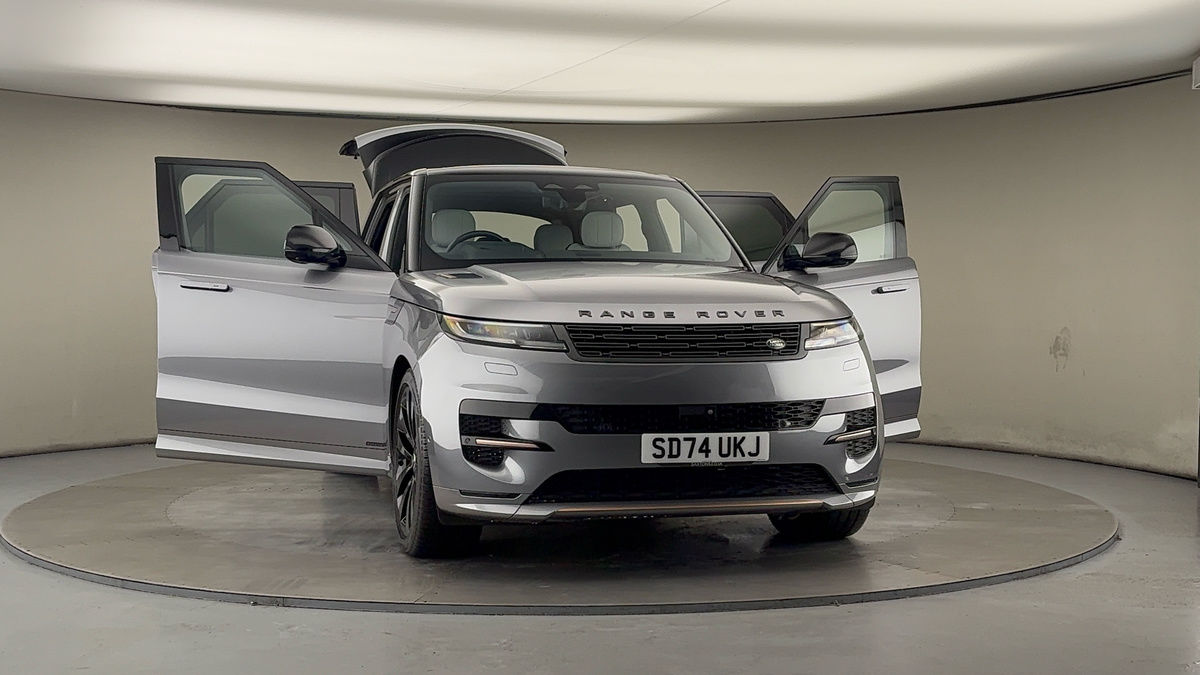 More views of Land Rover Range Rover Sport