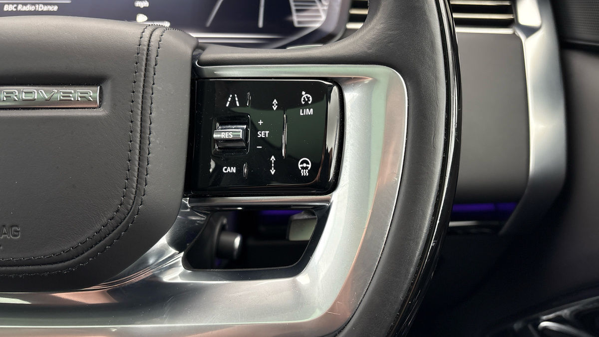 Land Rover Range Rover Image 14