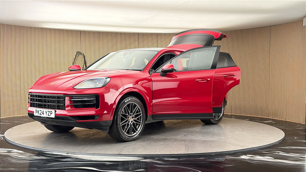 More views of Porsche Cayenne