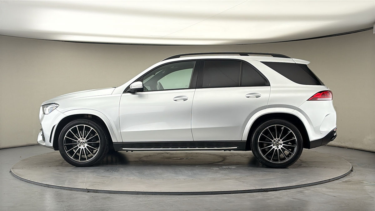 More views of Mercedes-Benz GLE
