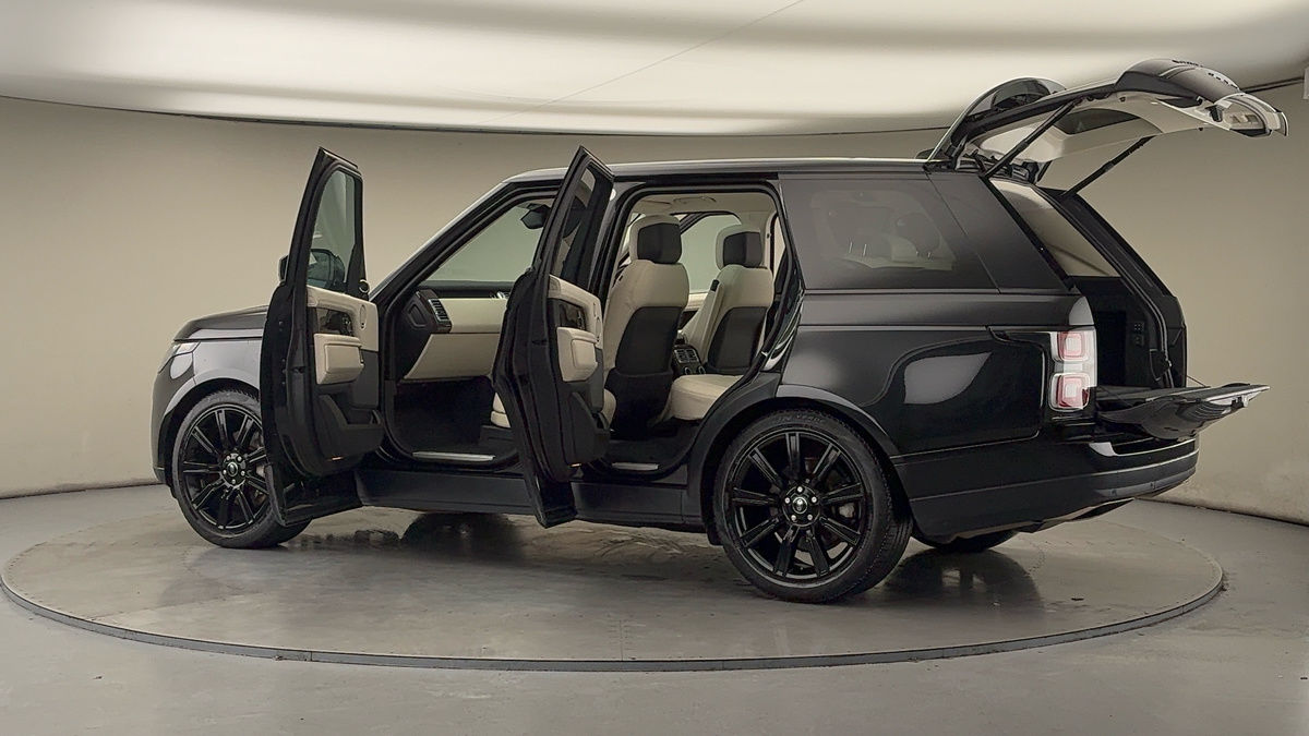 More views of Land Rover Range Rover