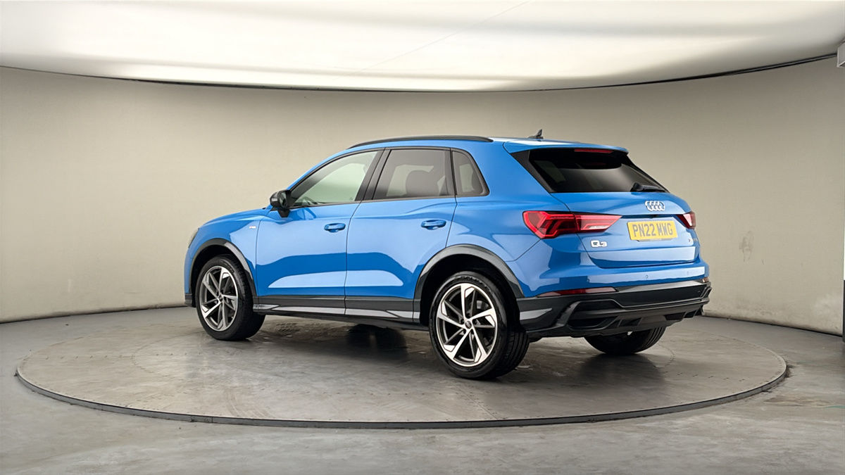 More views of Audi Q3