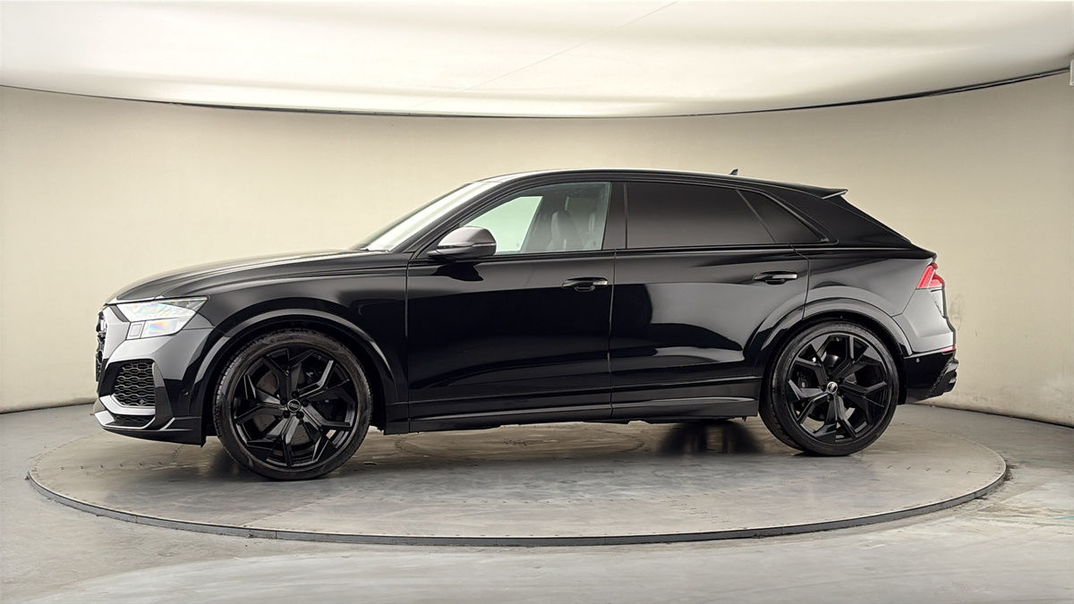 More views of Audi RSQ8