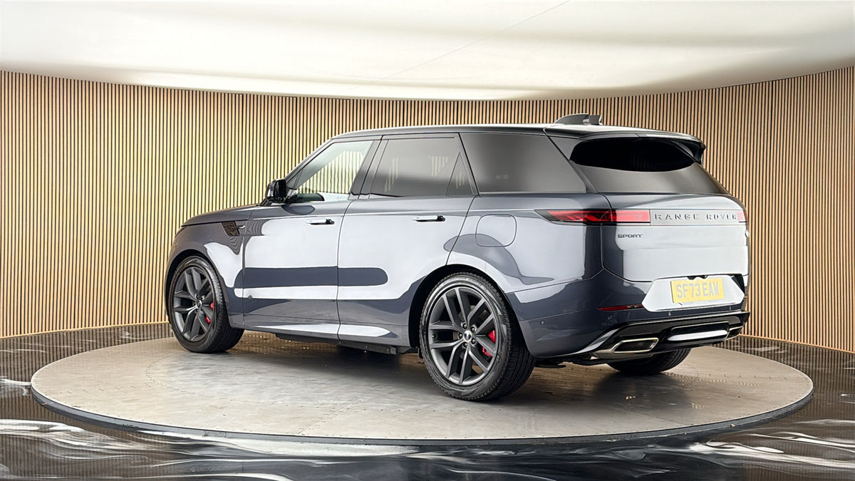 More views of Land Rover Range Rover Sport