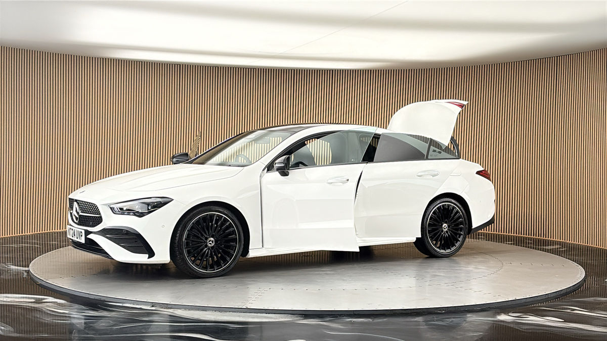 More views of Mercedes-Benz CLA