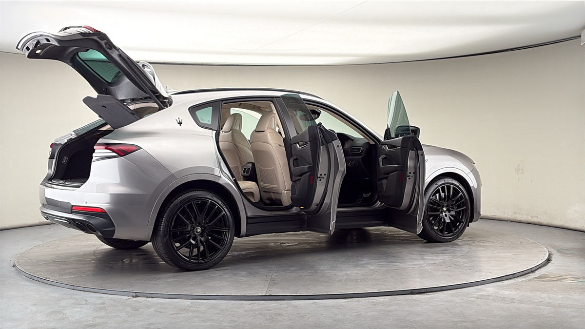 More views of Maserati Levante