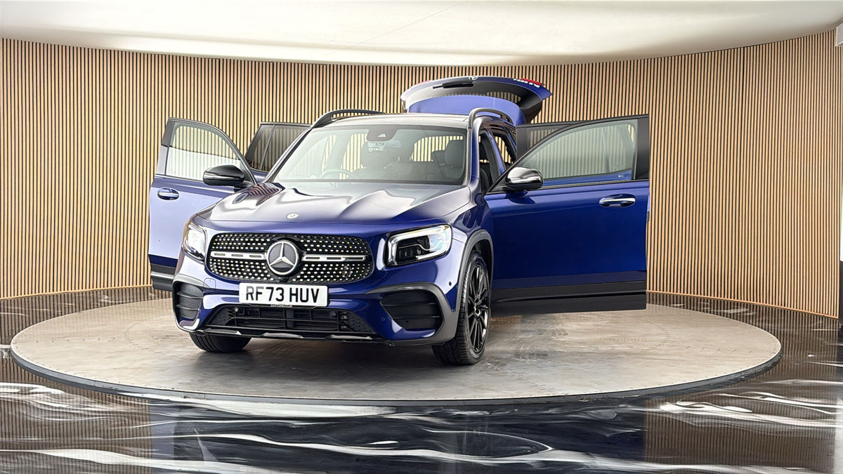 More views of Mercedes-Benz GLB
