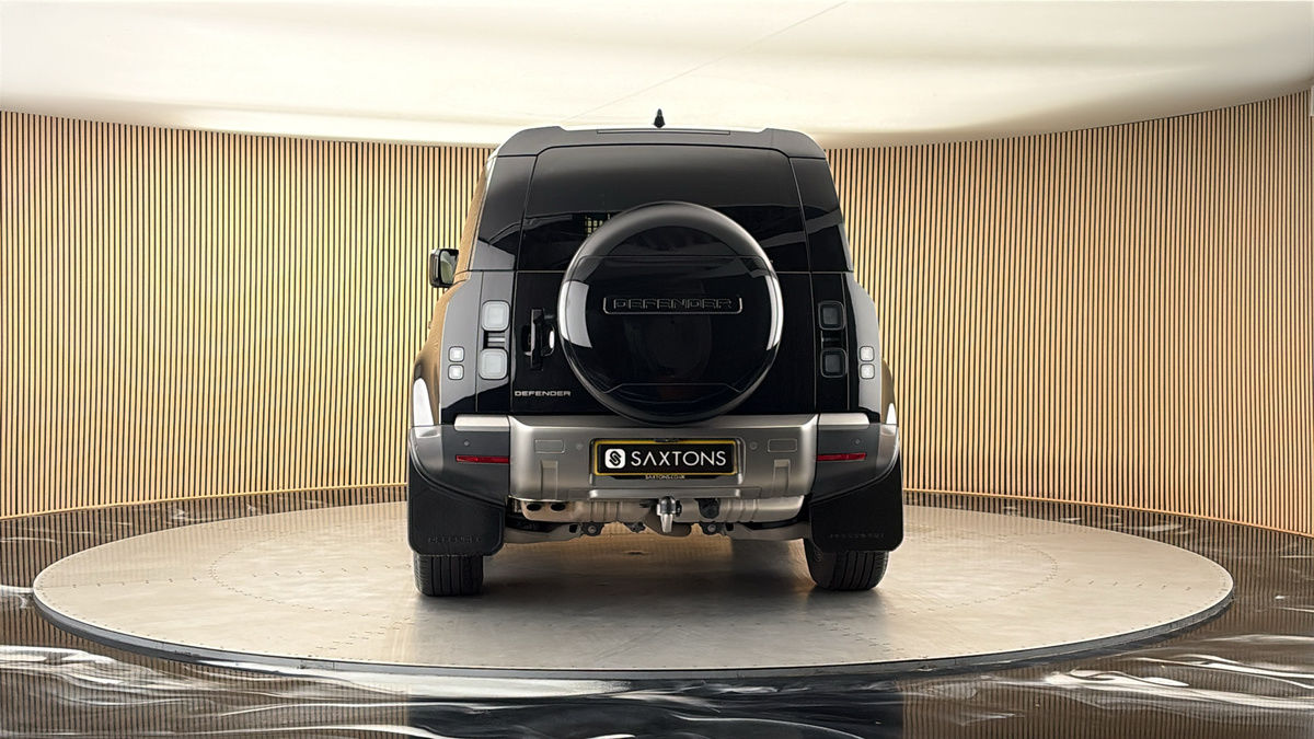 More views of Land Rover Defender 90