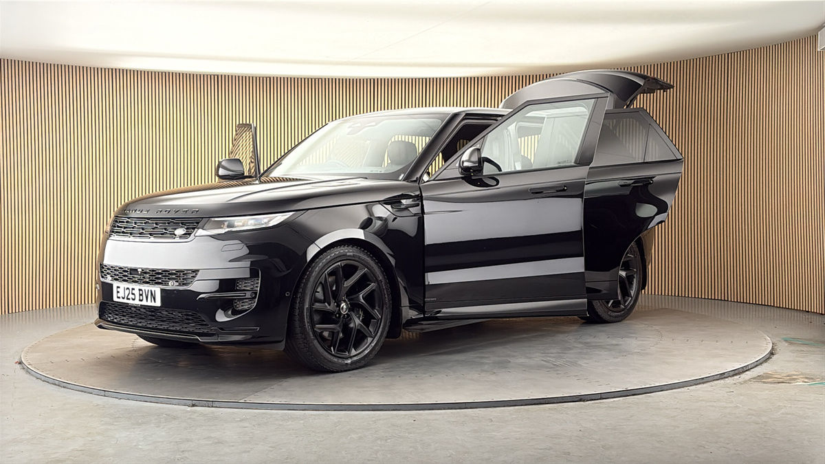 Land Rover Range Rover Sport Image 22