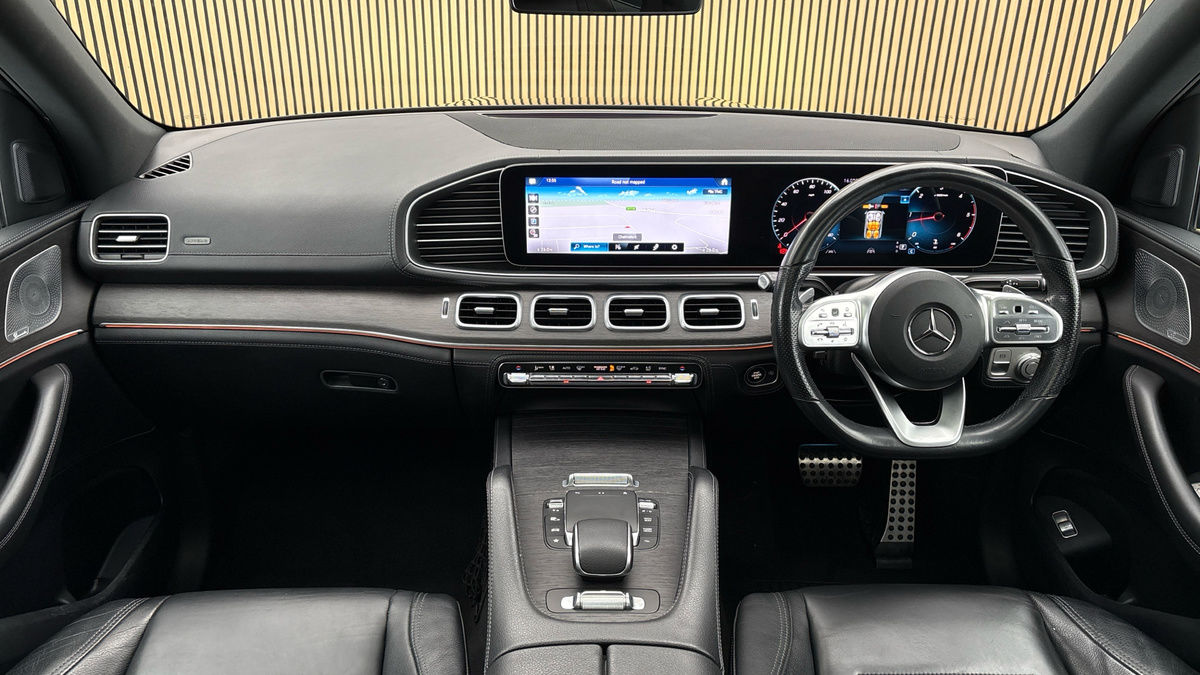 Mercedes-Benz GLE Image 12
