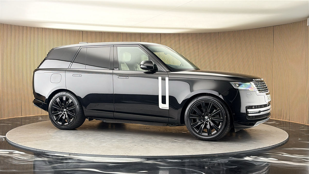 More views of Land Rover Range Rover