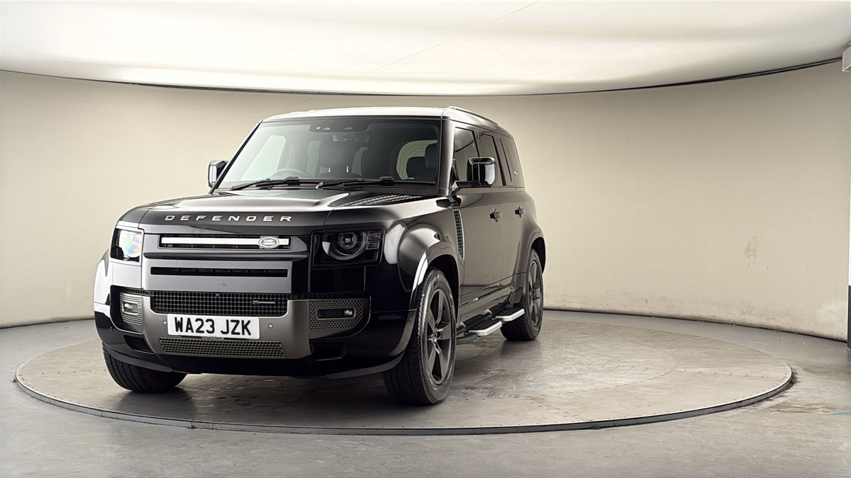 More views of Land Rover Defender 110