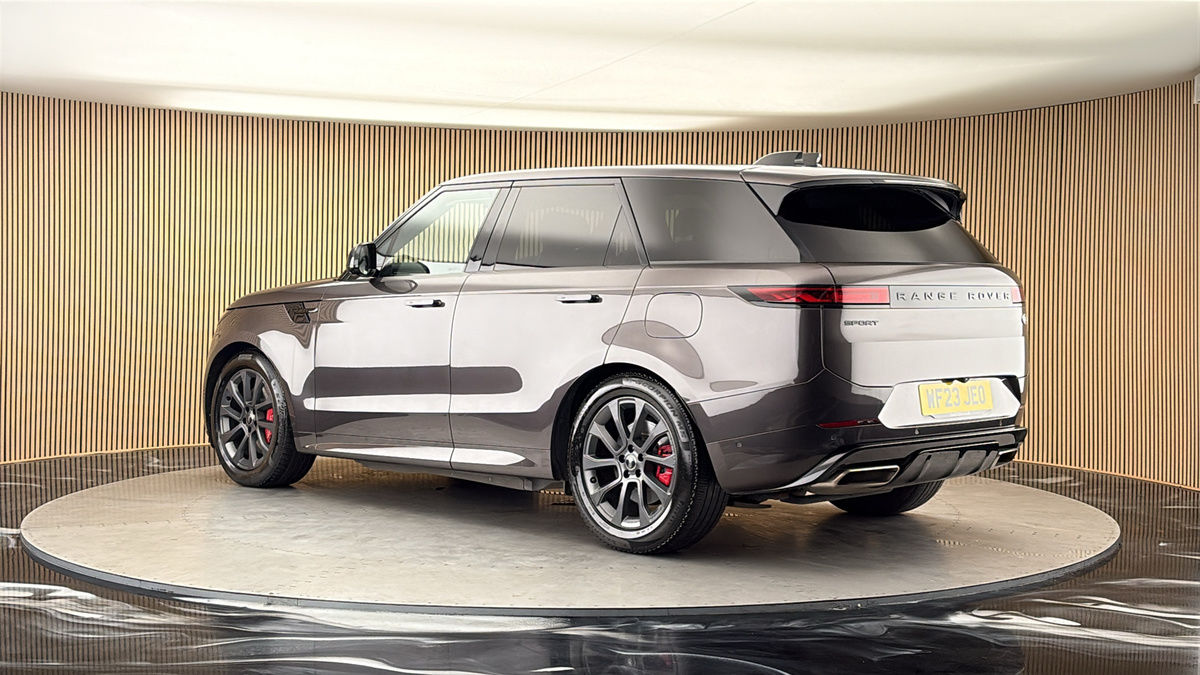 More views of Land Rover Range Rover Sport
