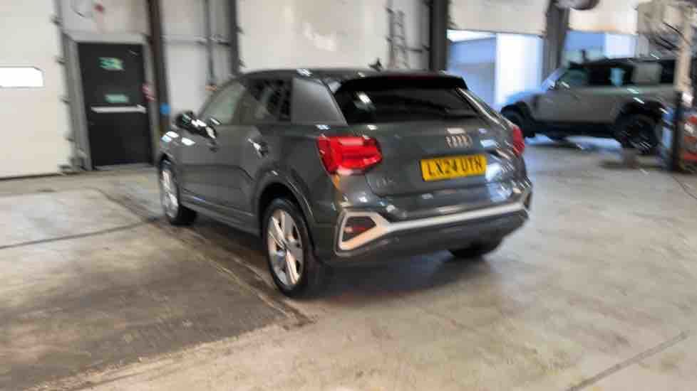 More views of Audi Q2