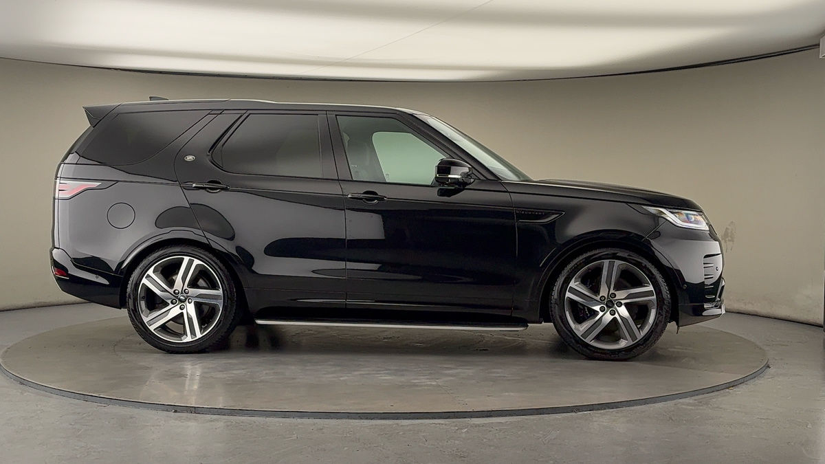 More views of Land Rover Discovery