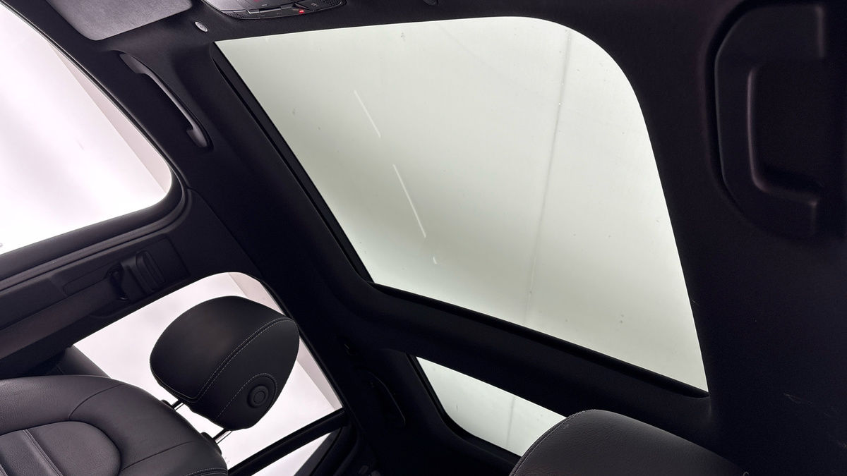 Mercedes-Benz GLC Image 6