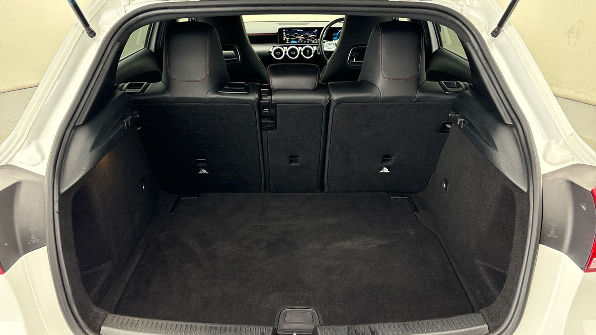 Mercedes-Benz A Class Image 11