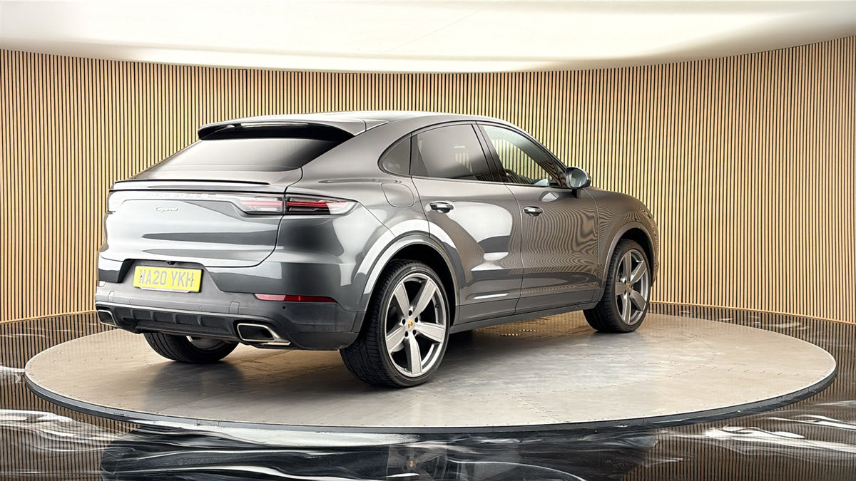 More views of Porsche Cayenne