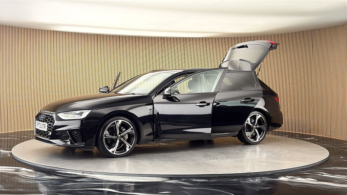 More views of Audi A4 Avant