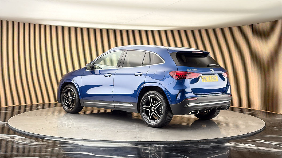 More views of Mercedes-Benz GLA