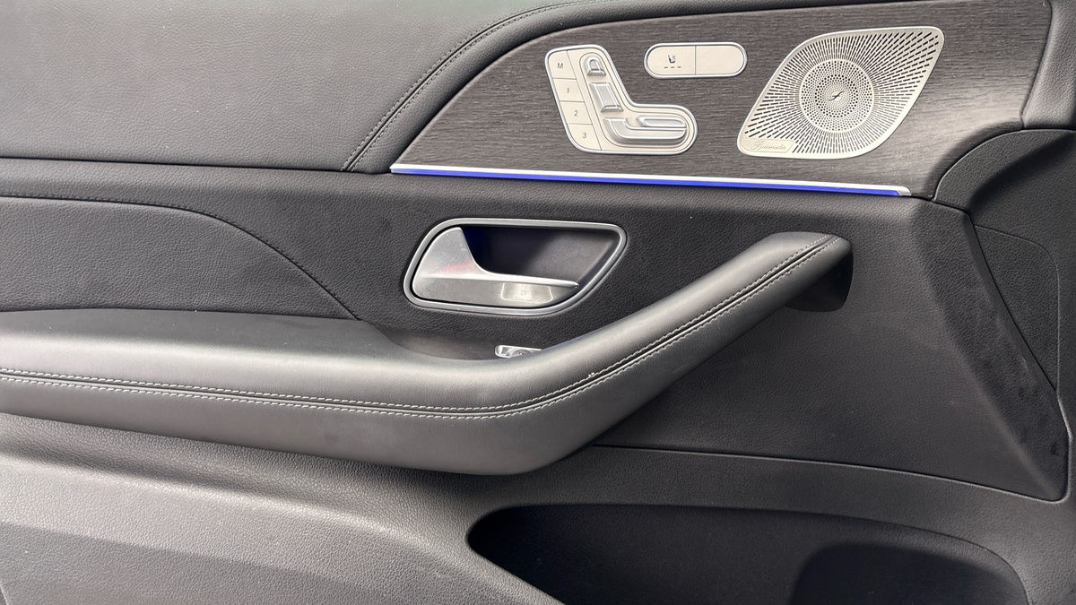 Mercedes-Benz GLE Image 19