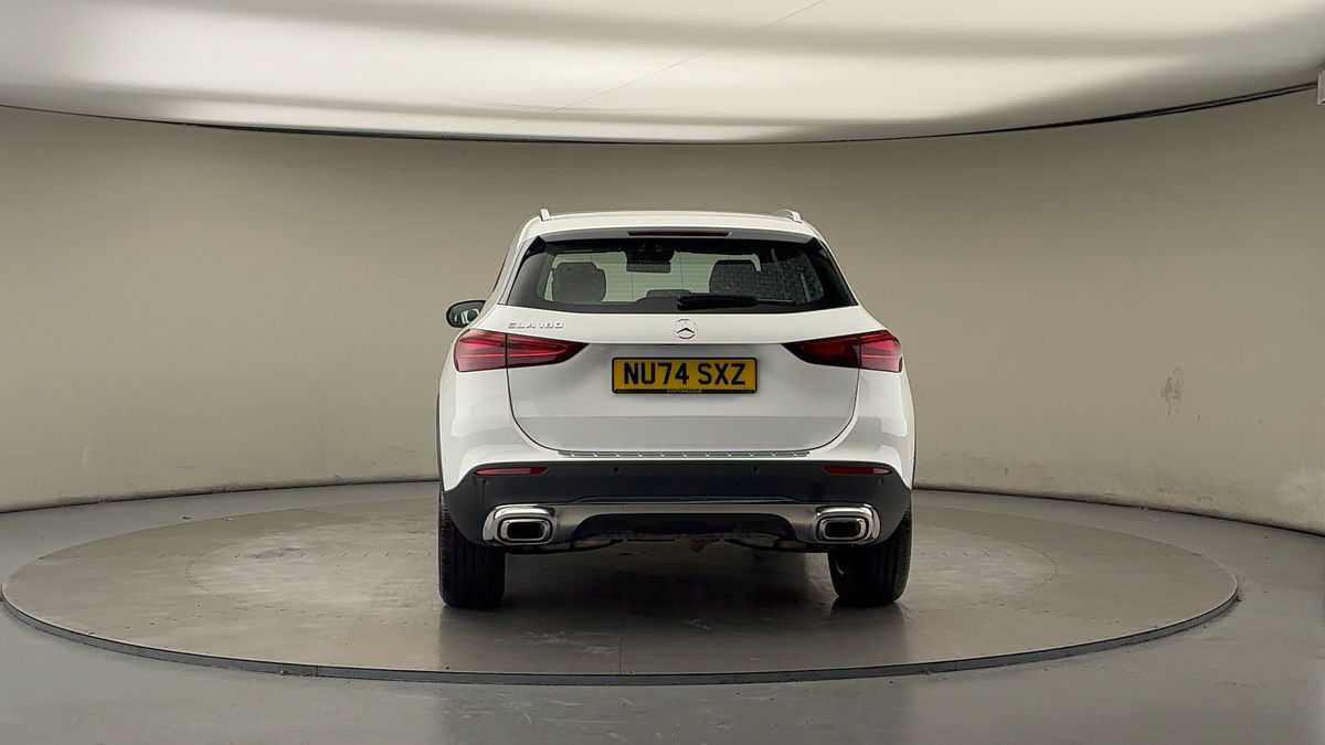 More views of Mercedes-Benz GLA