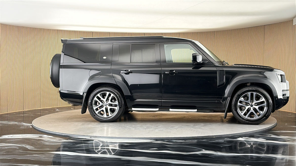 More views of Land Rover Defender 130