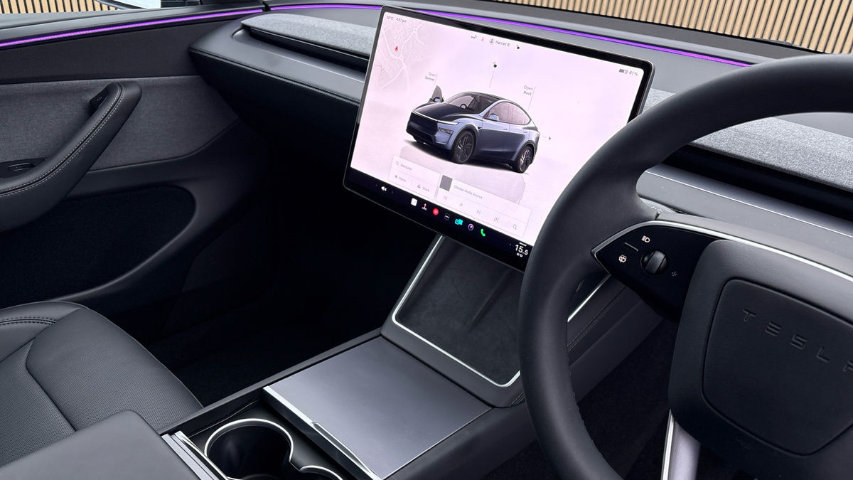 Tesla Model Y Image 18