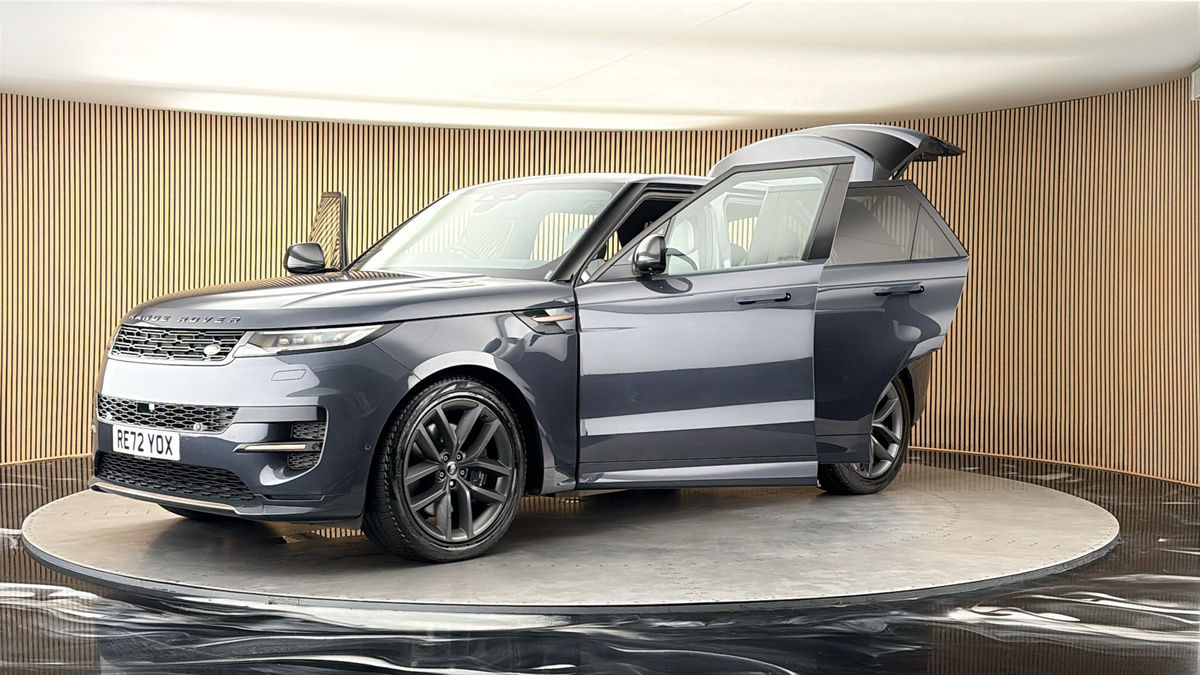 More views of Land Rover Range Rover Sport