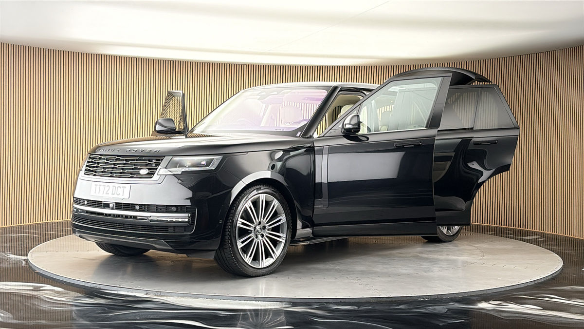 More views of Land Rover Range Rover