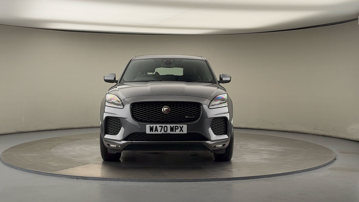 Jaguar E-PACE Image 3