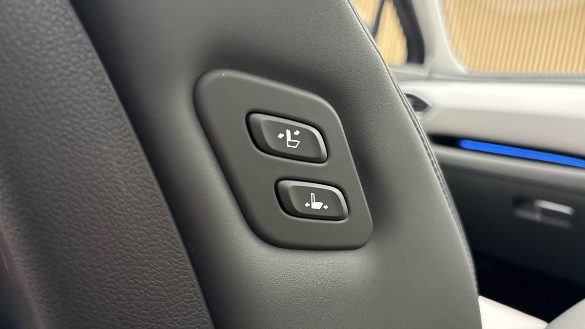Hyundai Santa Fe Image 39