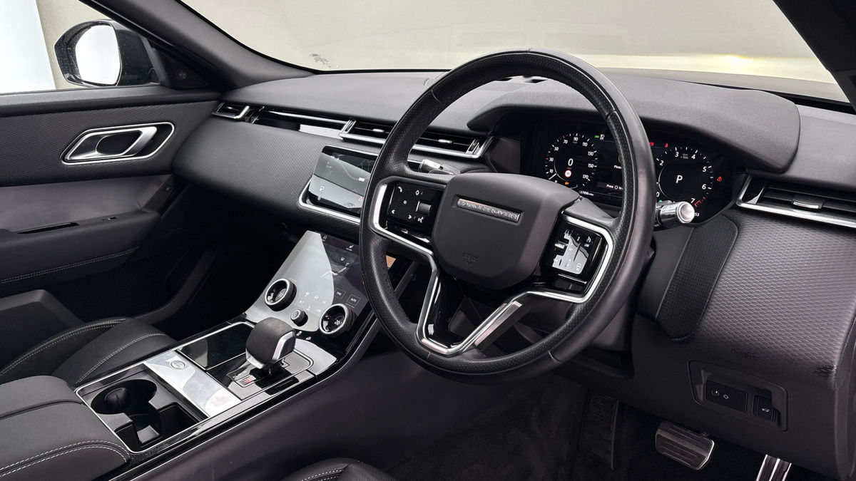 Land Rover Range Rover Velar Image 5