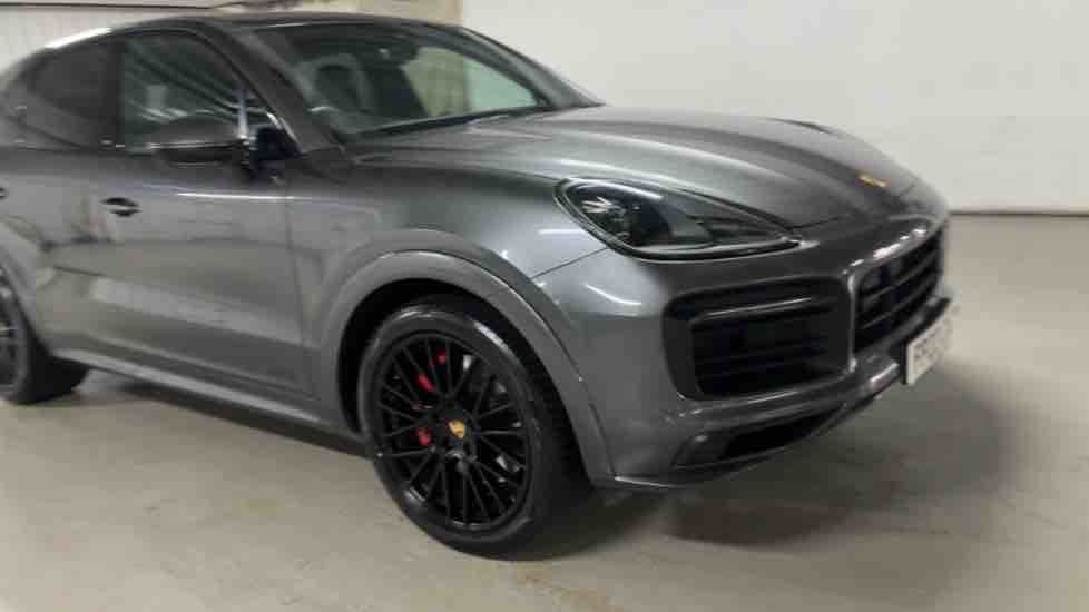 More views of Porsche Cayenne