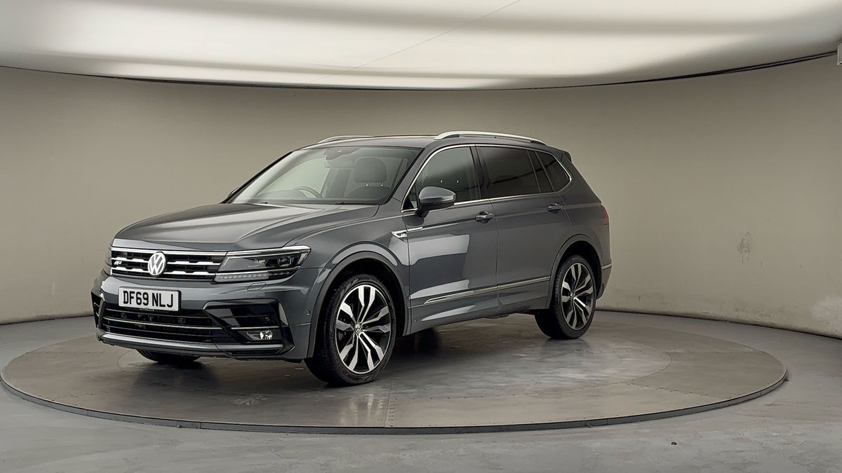 More views of Volkswagen Tiguan Allspace
