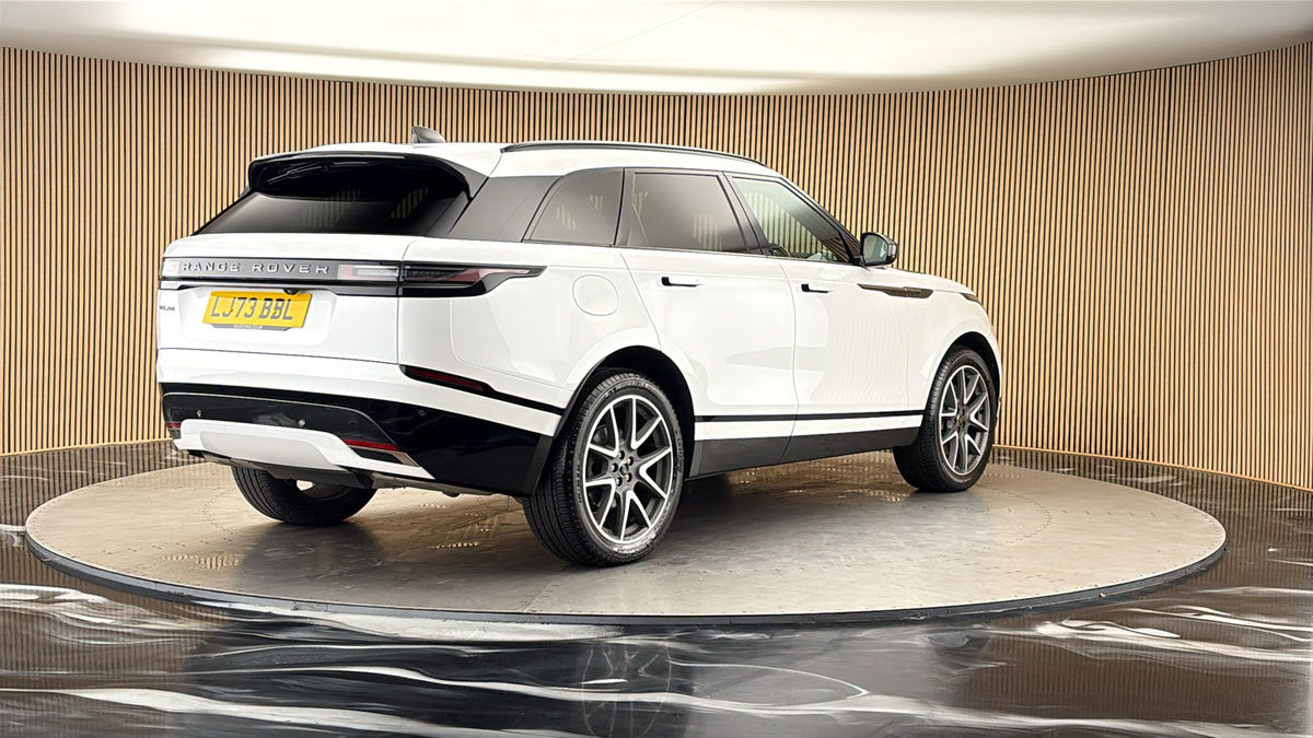 More views of Land Rover Range Rover Velar