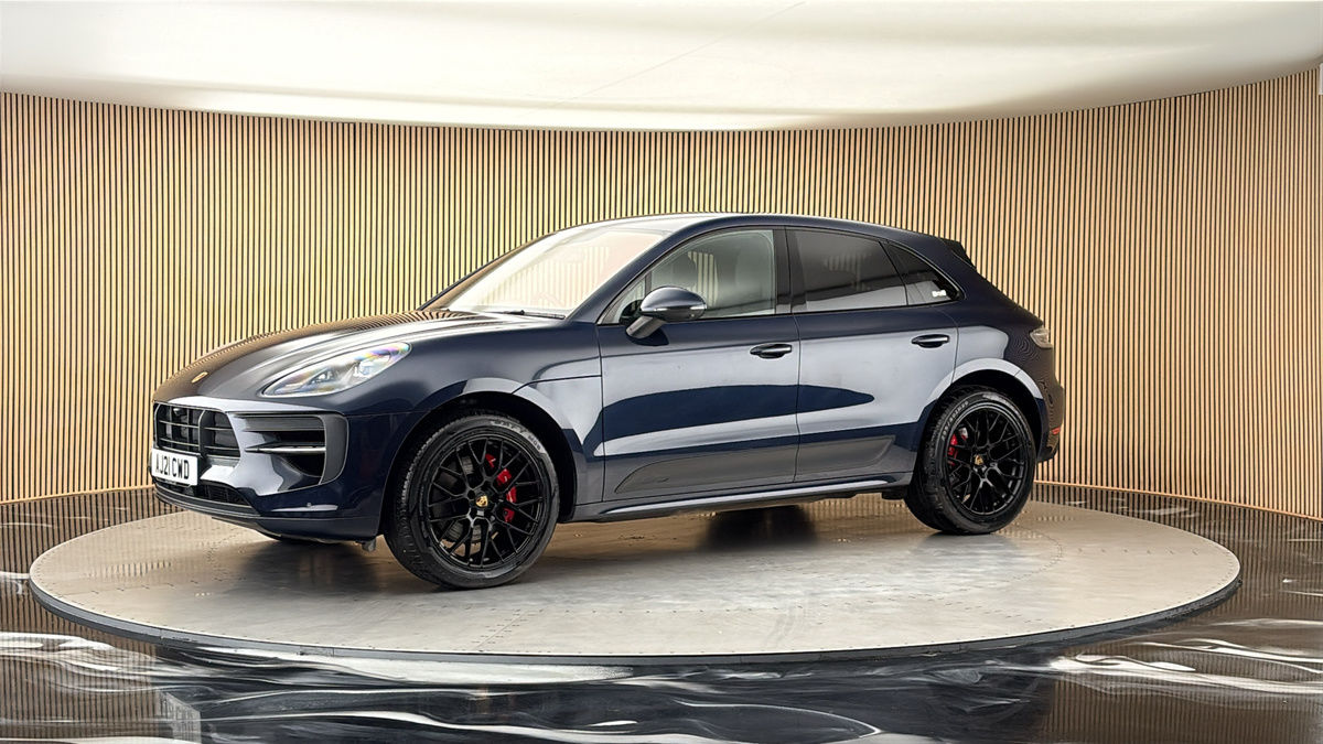 More views of Porsche Macan