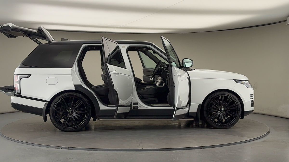 More views of Land Rover Range Rover