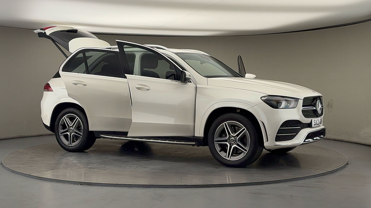 More views of Mercedes-Benz GLE