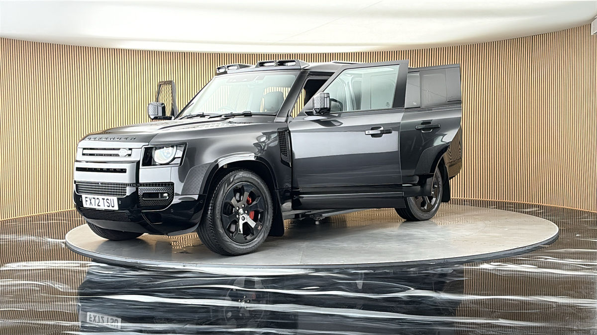 More views of Land Rover Defender 130