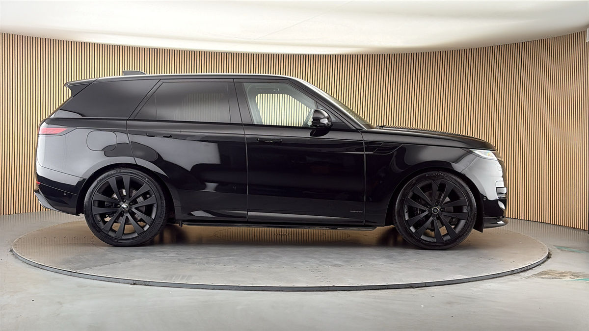 Land Rover Range Rover Sport Image 16