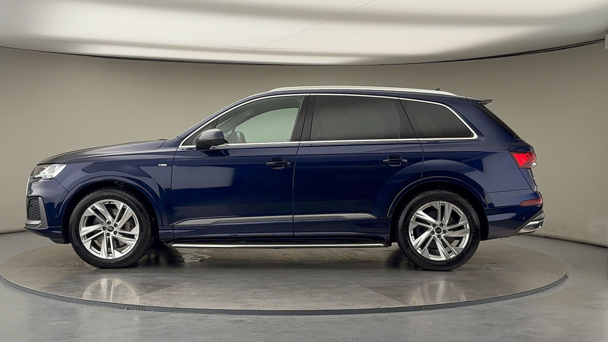 Audi Q7 Image 15