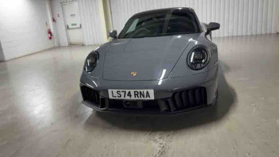 More views of Porsche 911