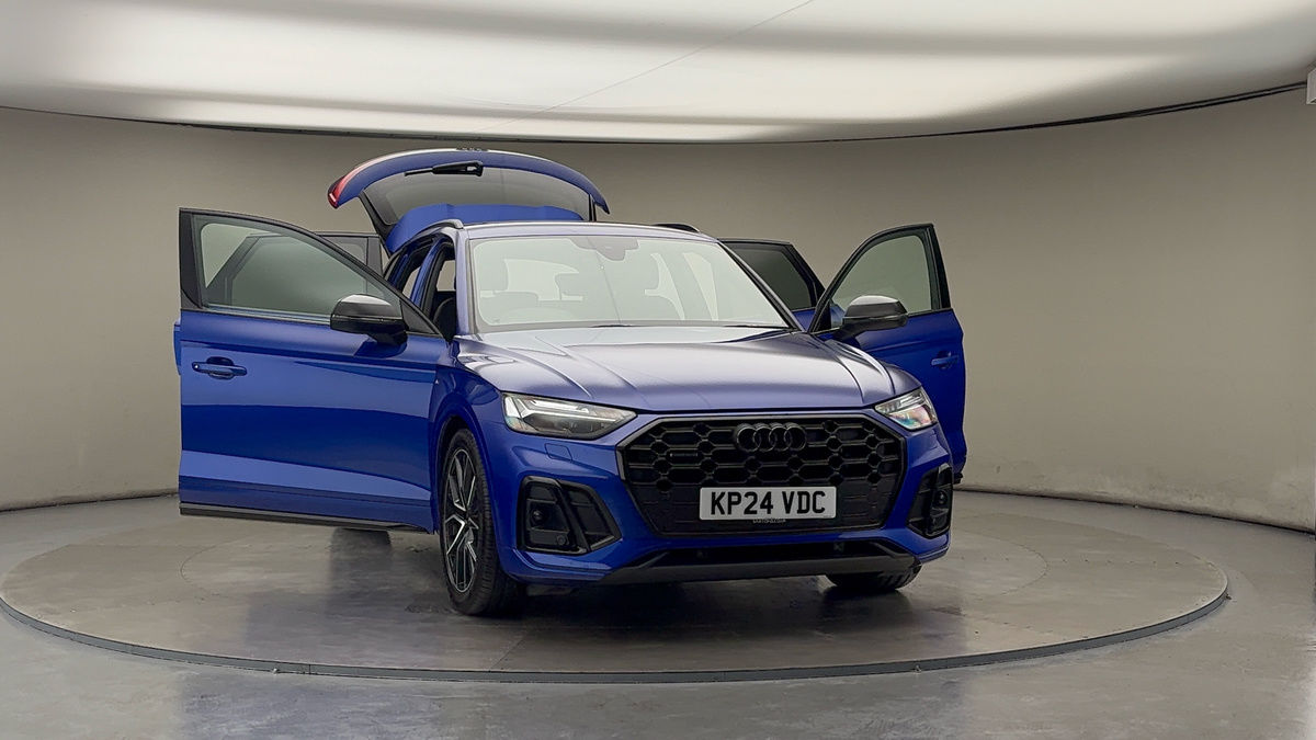 More views of Audi Q5