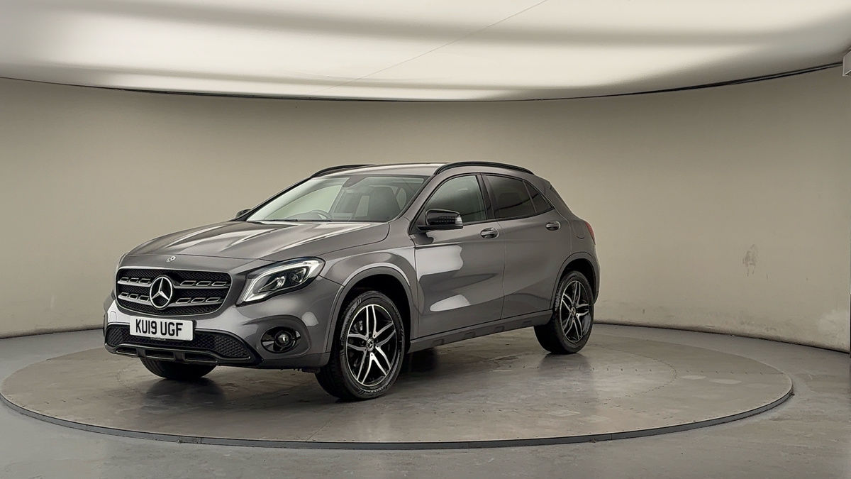 More views of Mercedes-Benz GLA