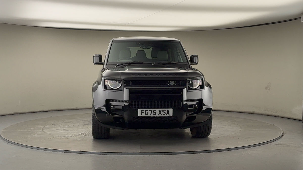 More views of Land Rover Defender 90