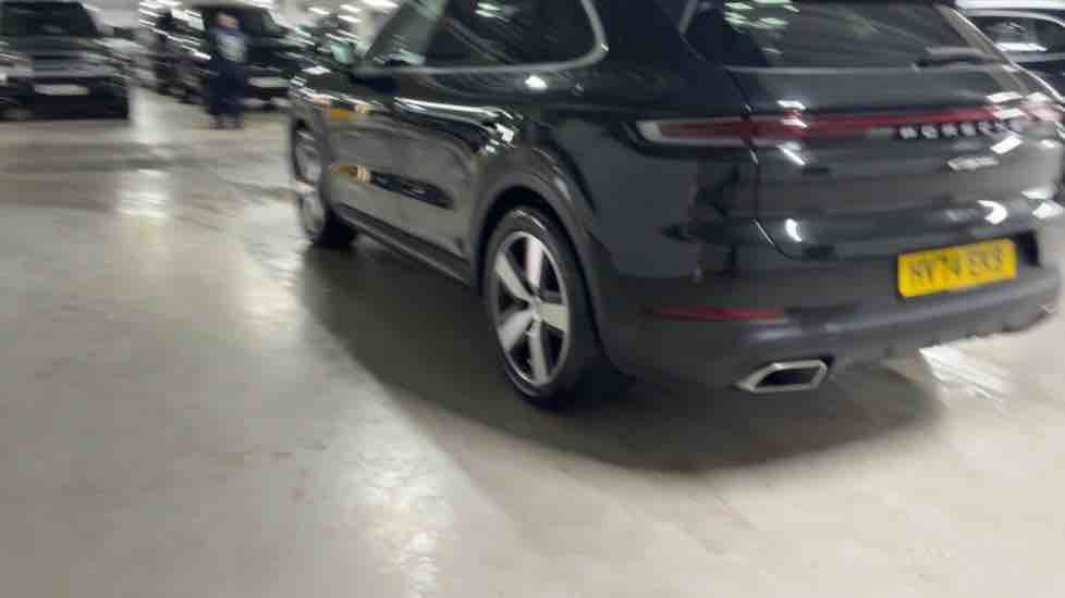 More views of Porsche Cayenne
