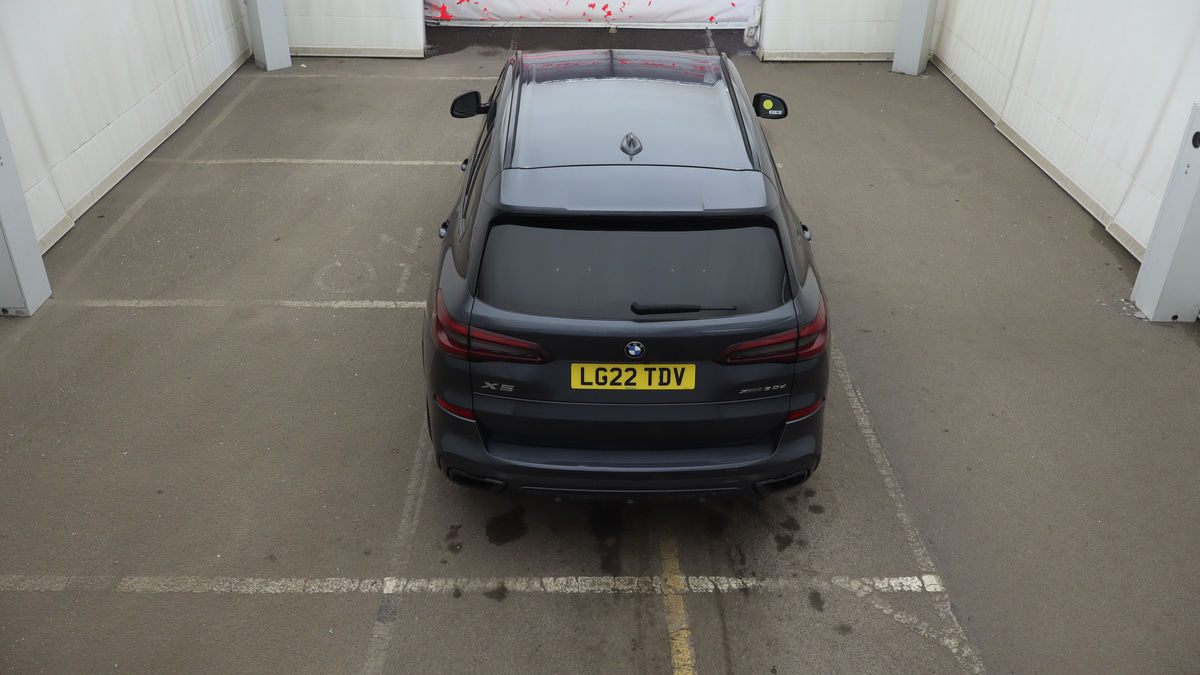 BMW X5 Image 8