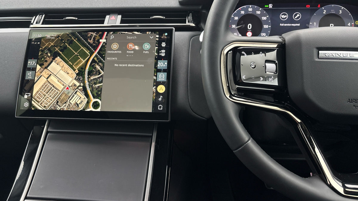 Land Rover Range Rover Velar Image 13