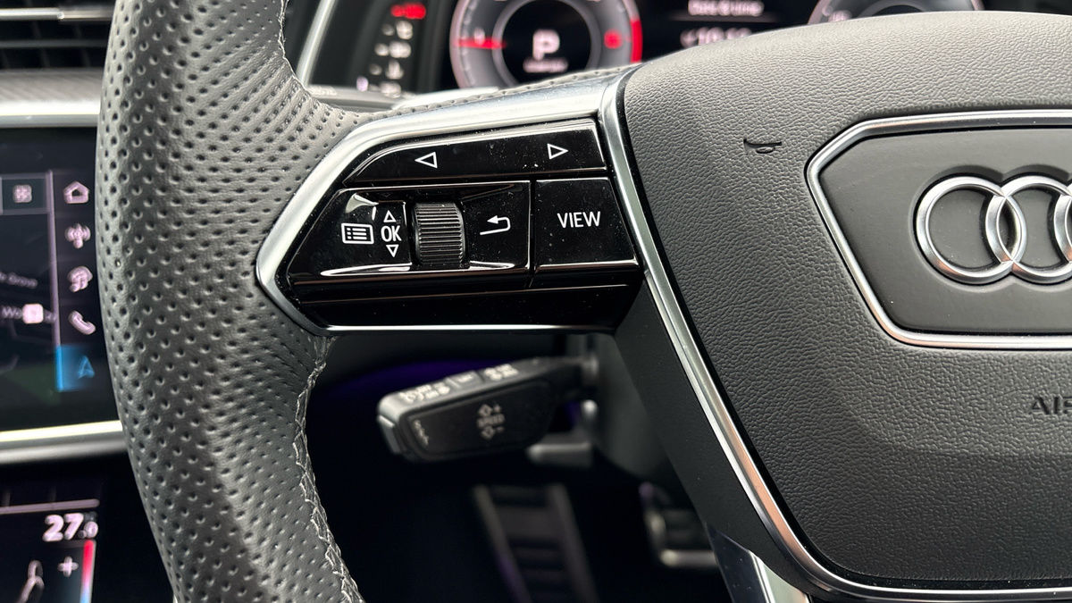 Audi A6 Avant Image 13